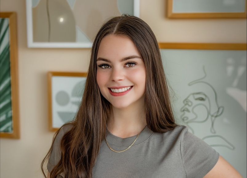 Amie Ombre Powder Brow Trainer at DAELA Academy