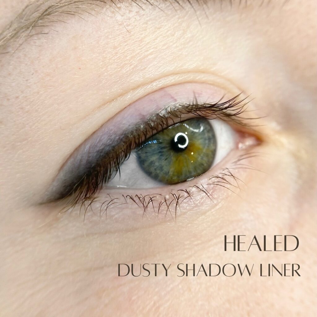 eyeliner-tattoo-training-daela-academy